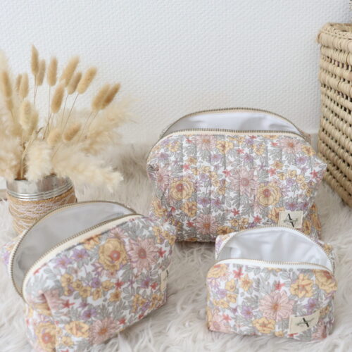 Trousse en coton matelassé