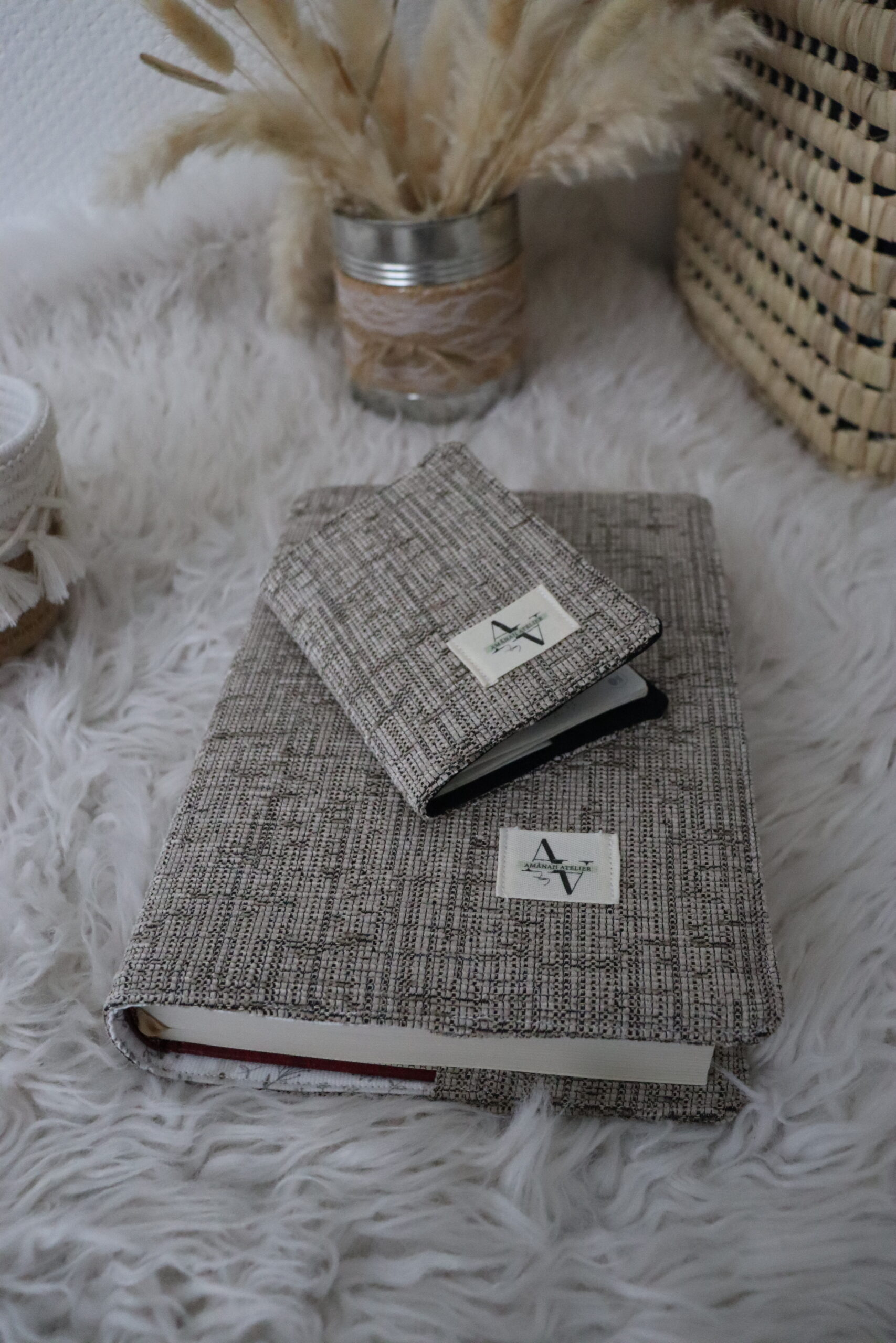 Protège-passeport chenille