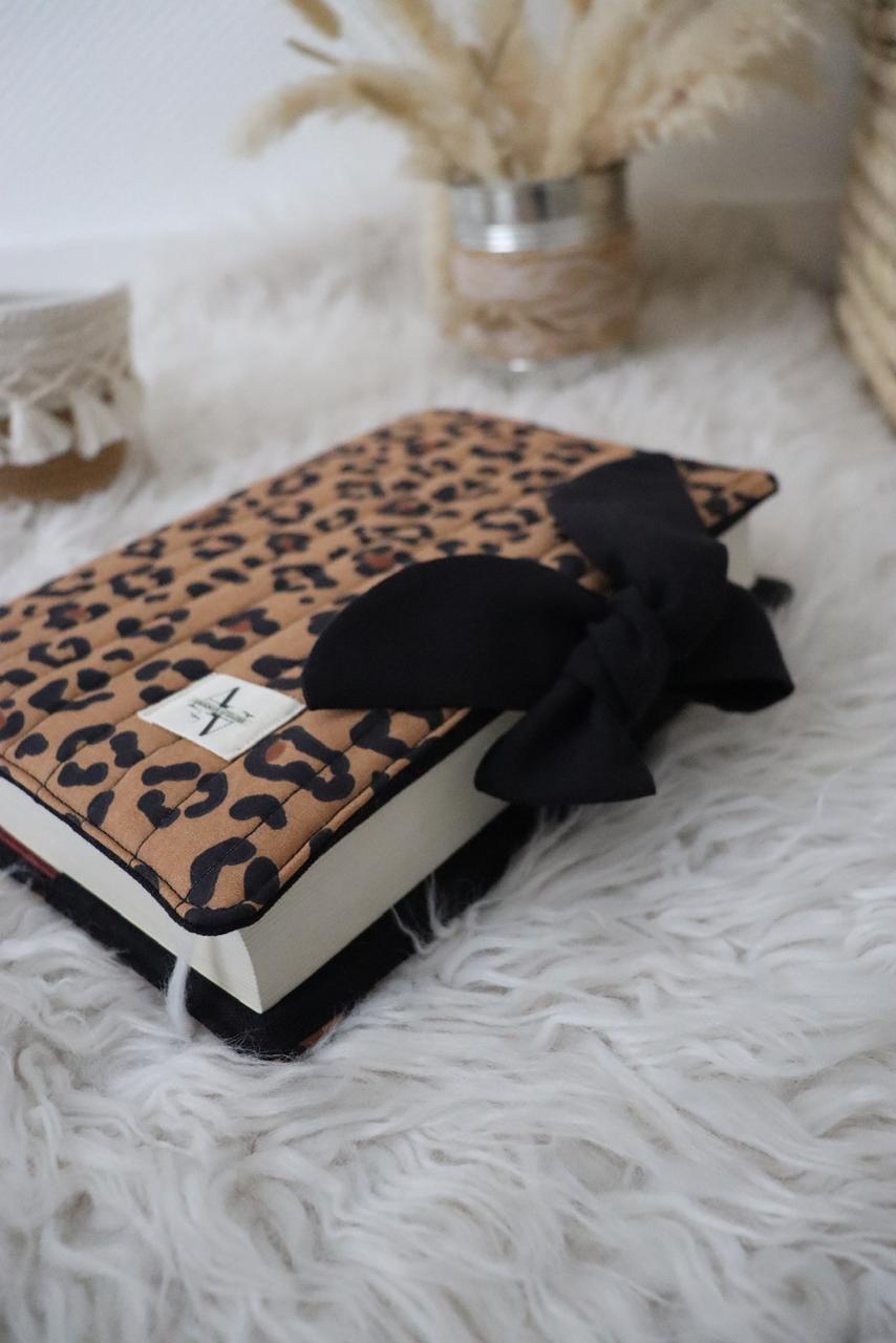 Protège Coran avec liens à nouer « Léopard »